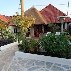 https://mia-lodge.about-kampalahotels.com