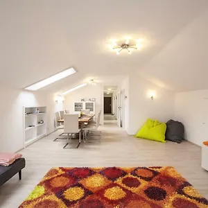 Apartment Lovely Center Deutschland